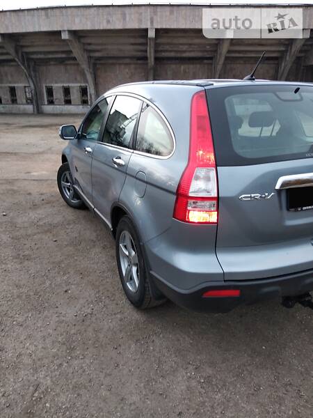 Позашляховик / Кросовер Honda CR-V 2008 в Івано-Франківську