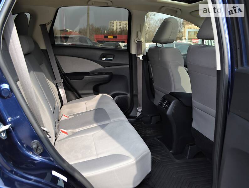 Внедорожник / Кроссовер Honda CR-V 2015 в Харькове