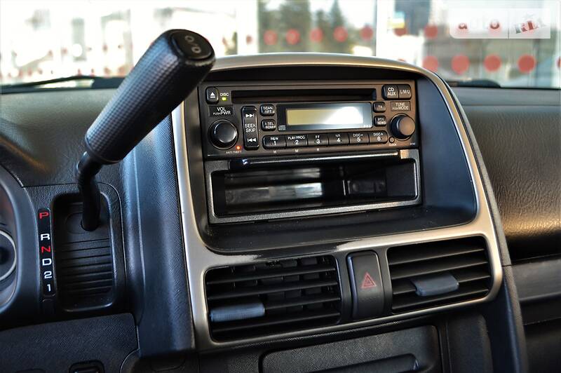 Позашляховик / Кросовер Honda CR-V 2004 в Харкові