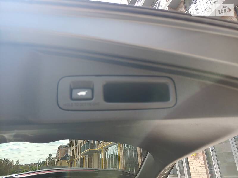 Позашляховик / Кросовер Honda CR-V 2017 в Києві