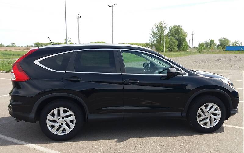 Позашляховик / Кросовер Honda CR-V 2015 в Києві