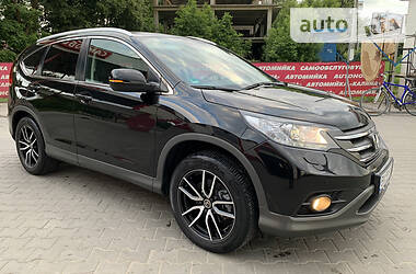 Внедорожник / Кроссовер Honda CR-V 2014 в Черновцах