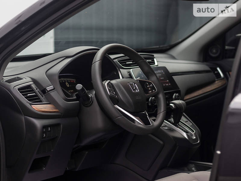 Позашляховик / Кросовер Honda CR-V 2017 в Луцьку