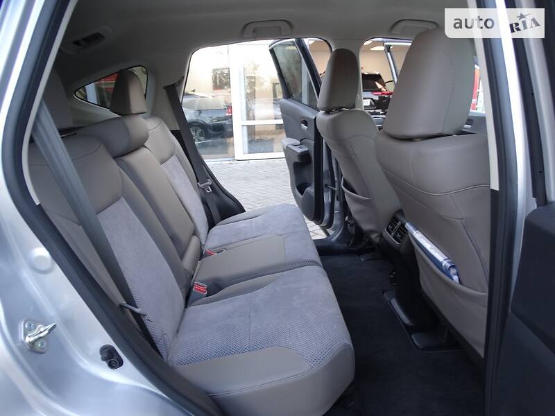 Позашляховик / Кросовер Honda CR-V 2016 в Дніпрі