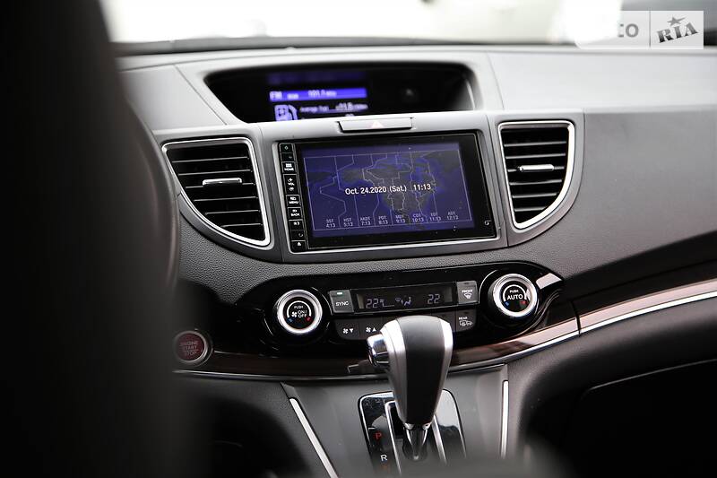 Внедорожник / Кроссовер Honda CR-V 2015 в Харькове