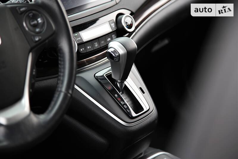 Внедорожник / Кроссовер Honda CR-V 2015 в Харькове