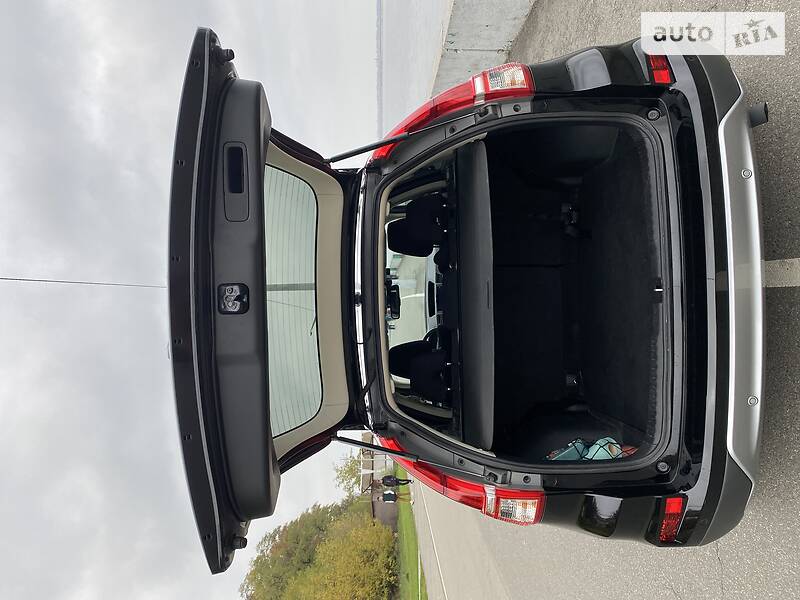 Универсал Honda CR-V 2016 в Киеве