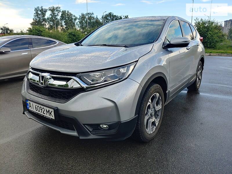 Внедорожник / Кроссовер Honda CR-V 2018 в Киеве