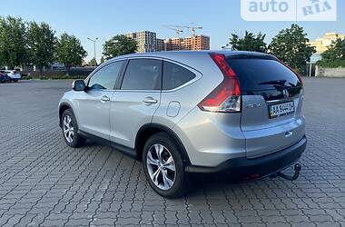 Внедорожник / Кроссовер Honda CR-V 2013 в Киеве