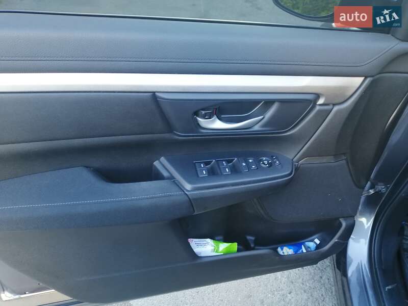 Внедорожник / Кроссовер Honda CR-V 2019 в Тернополе