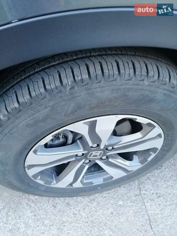 Внедорожник / Кроссовер Honda CR-V 2019 в Тернополе