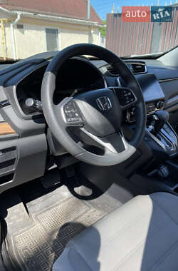 Позашляховик / Кросовер Honda CR-V 2017 в 