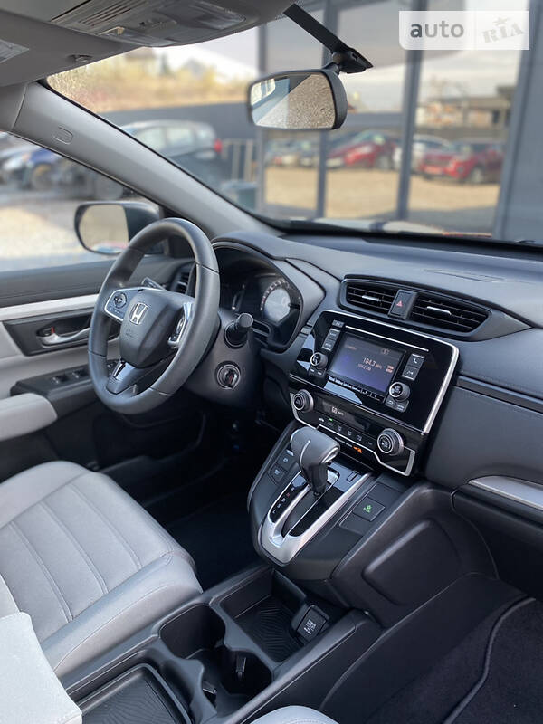 Внедорожник / Кроссовер Honda CR-V 2018 в Львове