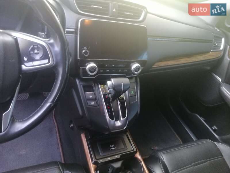 Позашляховик / Кросовер Honda CR-V 2017 в Дніпрі