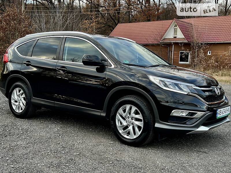 Внедорожник / Кроссовер Honda CR-V 2015 в Гнивани