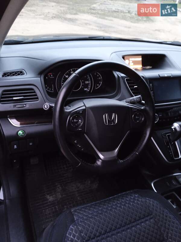 Внедорожник / Кроссовер Honda CR-V 2015 в Балаклее
