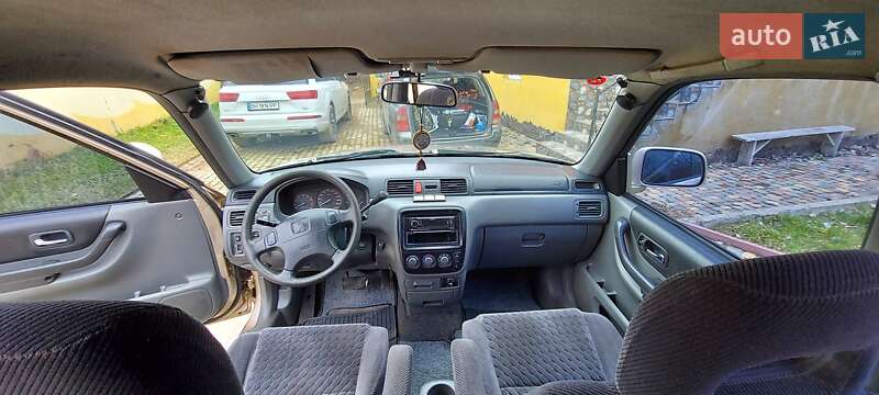 Внедорожник / Кроссовер Honda CR-V 1999 в Ужгороде