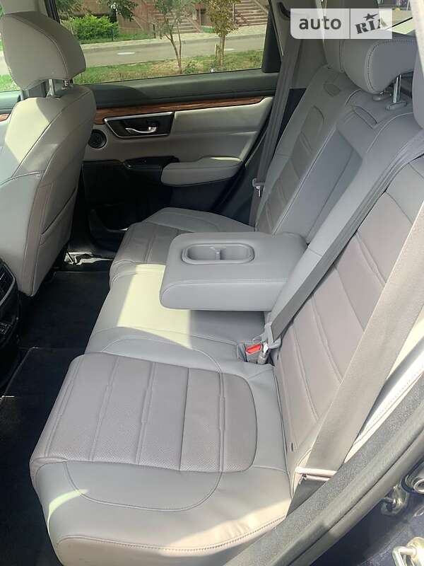 Внедорожник / Кроссовер Honda CR-V 2017 в Одессе