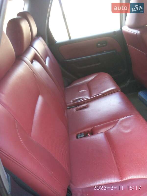 Внедорожник / Кроссовер Honda CR-V 2004 в Одессе