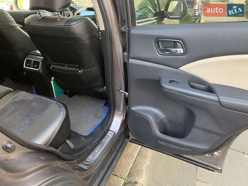 Внедорожник / Кроссовер Honda CR-V 2016 в Киеве фото 2 Внедорожник / Кроссовер Honda CR-V 2016 в Киеве