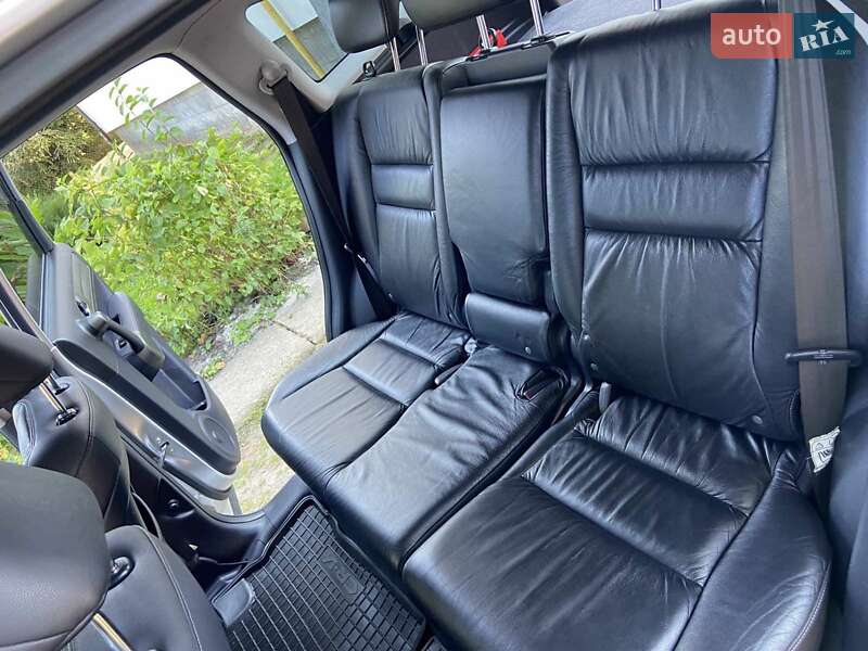 Внедорожник / Кроссовер Honda CR-V 2011 в Львове