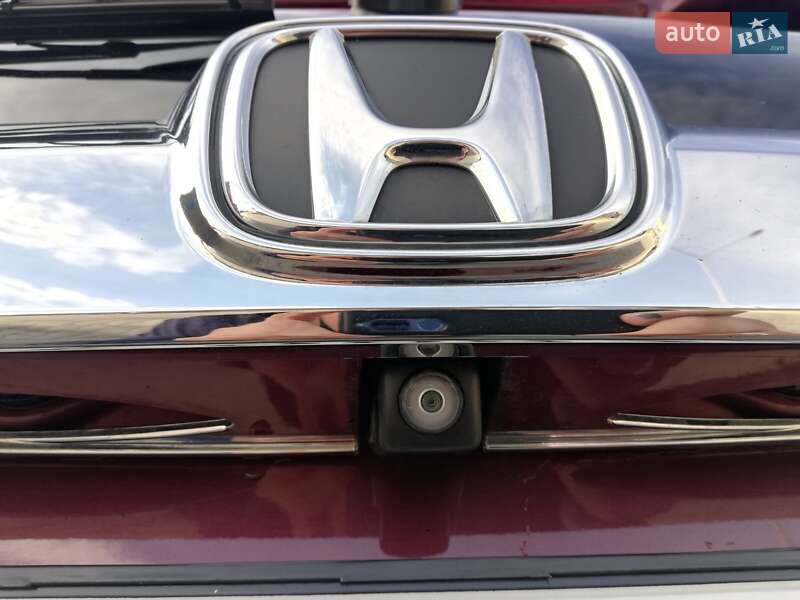 Внедорожник / Кроссовер Honda CR-V 2014 в Ивано-Франковске