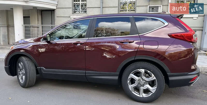 Внедорожник / Кроссовер Honda CR-V 2019 в Черновцах