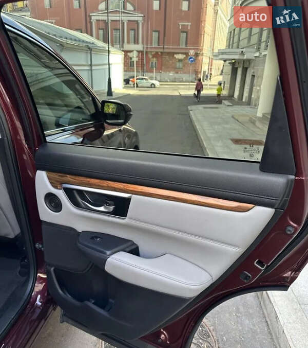 Внедорожник / Кроссовер Honda CR-V 2019 в Черновцах