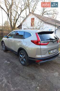 Внедорожник / Кроссовер Honda CR-V 2019 в 