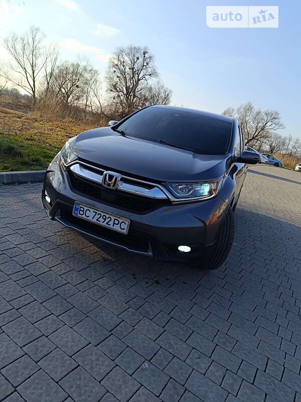 Позашляховик / Кросовер Honda CR-V 2017 в Львові