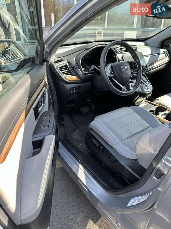 Позашляховик / Кросовер Honda CR-V 2020 в Києві