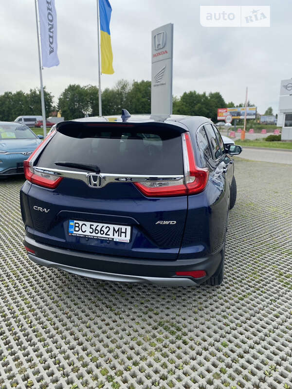Внедорожник / Кроссовер Honda CR-V 2017 в Львове