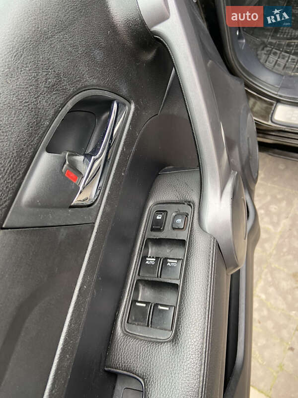 Внедорожник / Кроссовер Honda CR-V 2009 в Тернополе