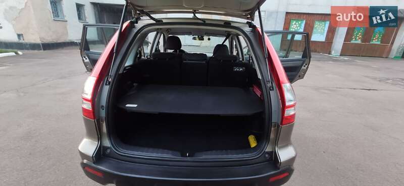 Внедорожник / Кроссовер Honda CR-V 2008 в Ровно