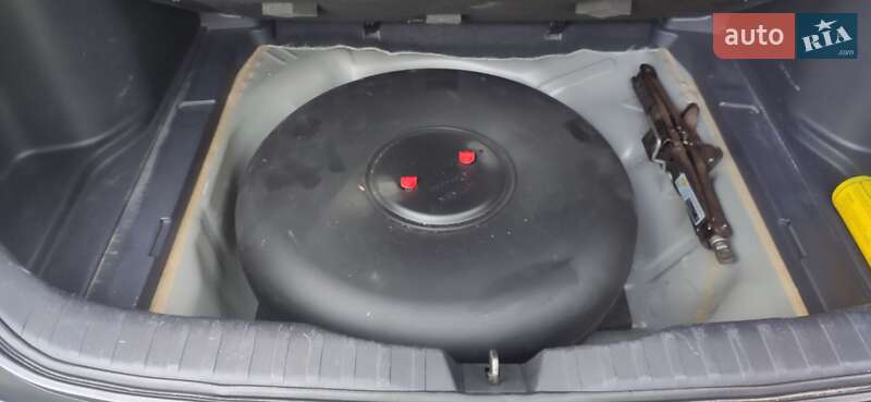 Внедорожник / Кроссовер Honda CR-V 2008 в Ровно