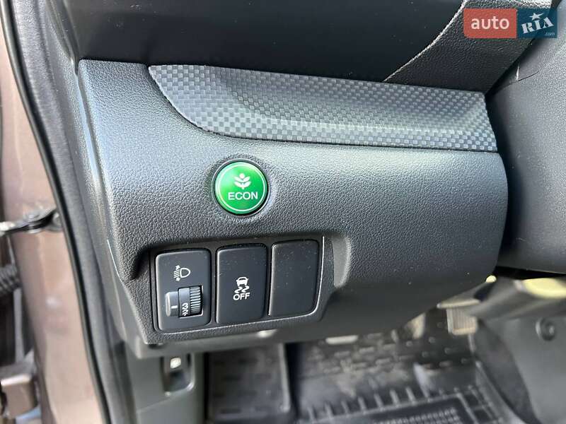 Внедорожник / Кроссовер Honda CR-V 2013 в Самборе