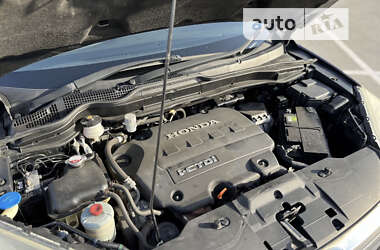 Внедорожник / Кроссовер Honda CR-V 2006 в 