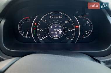 Внедорожник / Кроссовер Honda CR-V 2015 в 