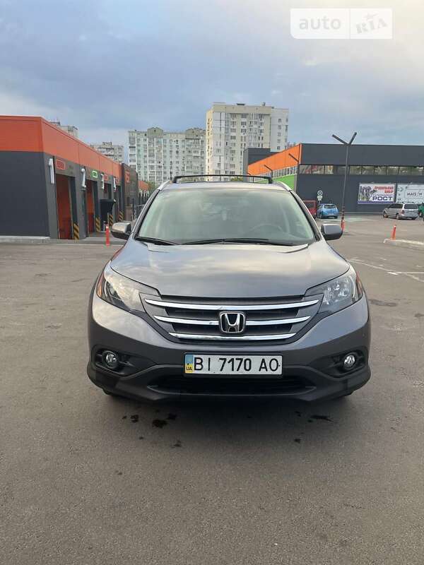 Внедорожник / Кроссовер Honda CR-V 2014 в Полтаве