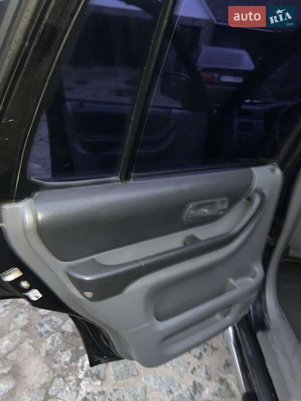 Позашляховик / Кросовер Honda CR-V 1998 в Умані фото 6 Позашляховик / Кросовер Honda CR-V 1998 в Умані