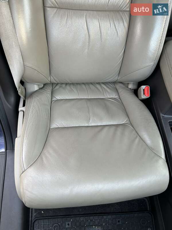 Внедорожник / Кроссовер Honda CR-V 2013 в Киеве