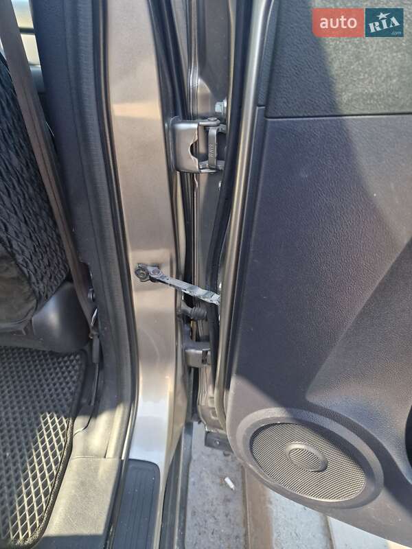 Внедорожник / Кроссовер Honda CR-V 2008 в Черновцах