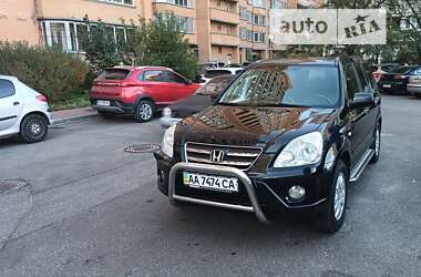 Позашляховик / Кросовер Honda CR-V 2006 в Києві