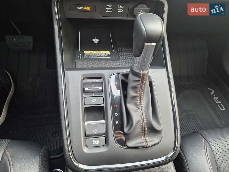 Внедорожник / Кроссовер Honda CR-V 2023 в Киеве