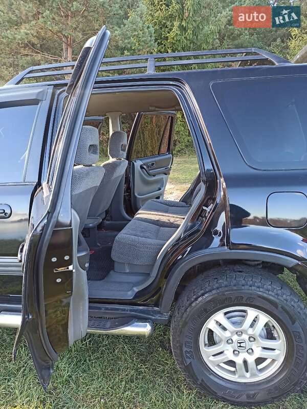 Позашляховик / Кросовер Honda CR-V 1998 в Демидівці