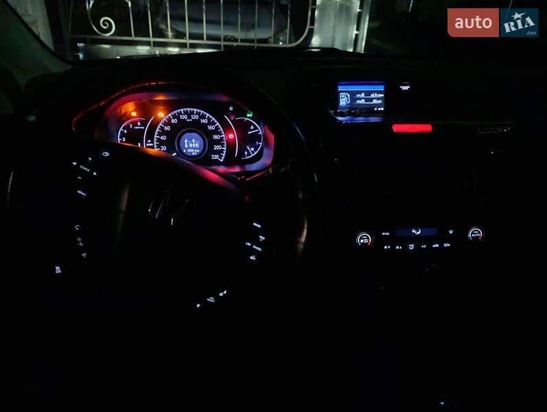 Позашляховик / Кросовер Honda CR-V 2013 в Новояворівську