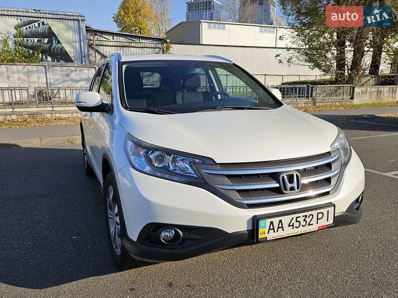 Позашляховик / Кросовер Honda CR-V 2013 в Києві