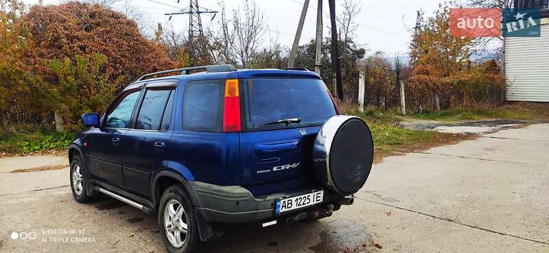 Внедорожник / Кроссовер Honda CR-V 1998 в Ладыжине
