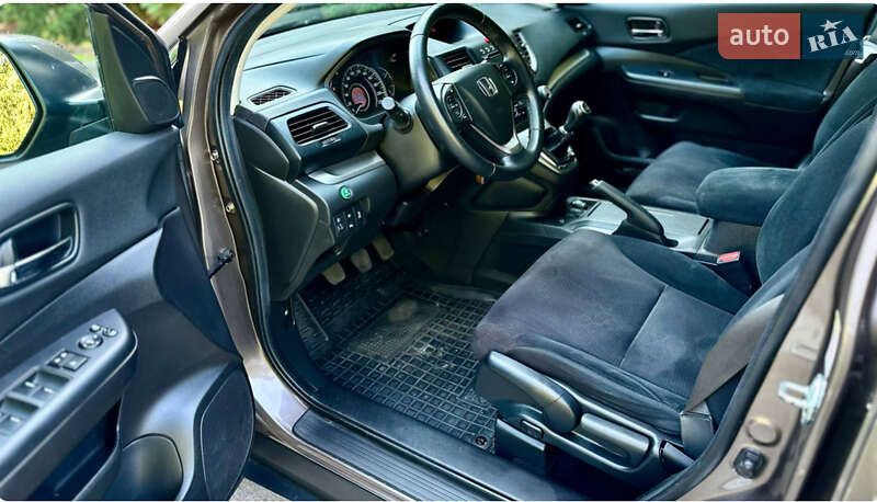 Внедорожник / Кроссовер Honda CR-V 2014 в Днепре