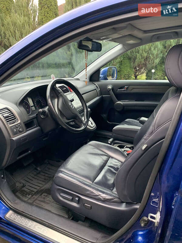 Внедорожник / Кроссовер Honda CR-V 2011 в Новом Калинове